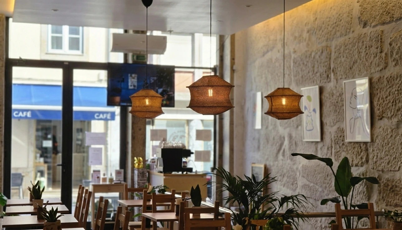 Reserve a table at Amorramen